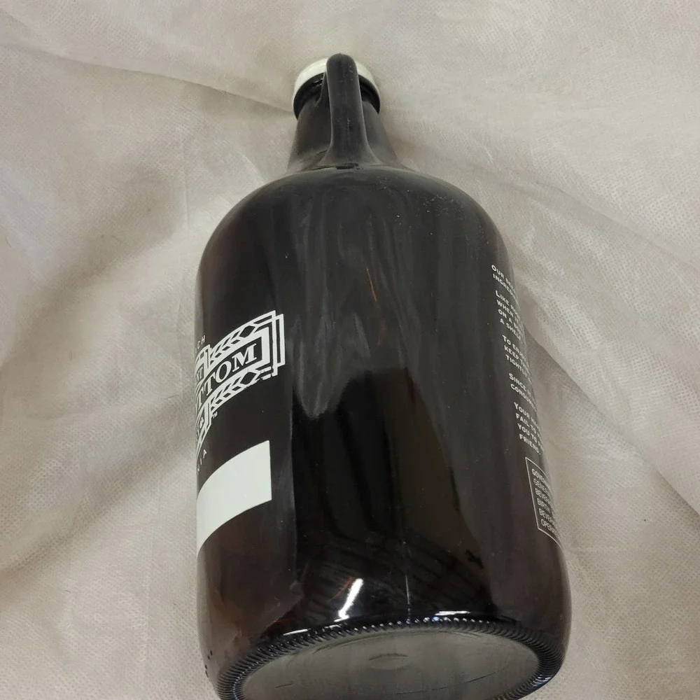 VTG 90s ROCK BOTTOM Brewery Restaurant Long Beach, CA 64oz Beer Jug Retired